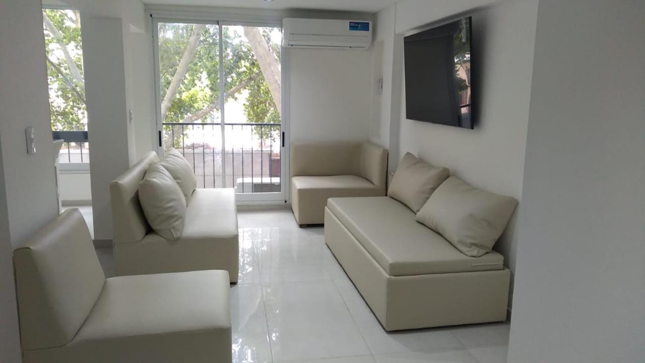 Amplio Departamento Balcon Pleno Centro Peatonal Mendoza Exterior foto